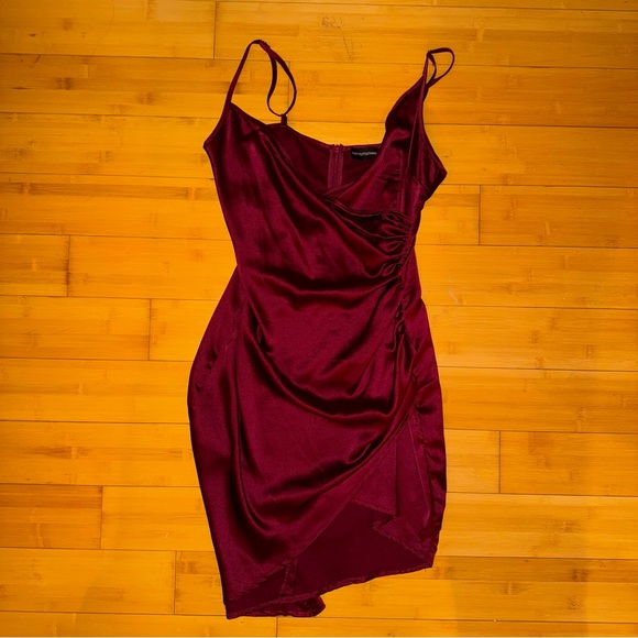 RED SATIN MINI DRESS - Picture 3 of 5